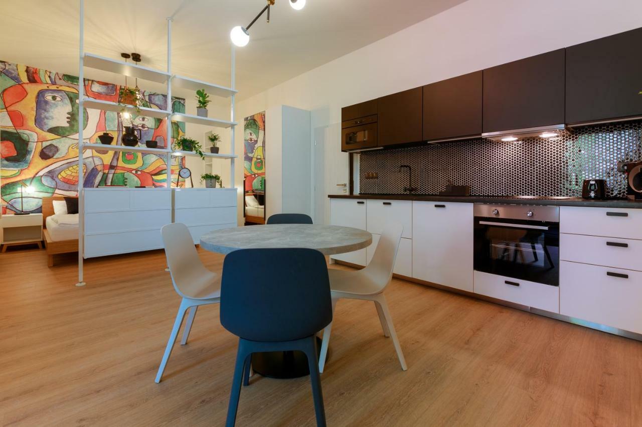 Avantgarde Apartments เปิลเซน ภายนอก รูปภาพ