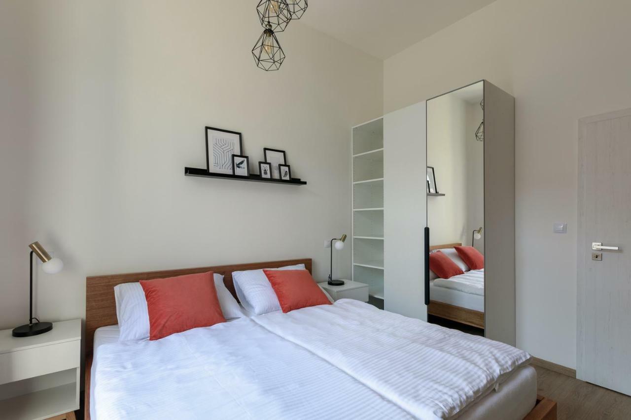 Avantgarde Apartments เปิลเซน ภายนอก รูปภาพ