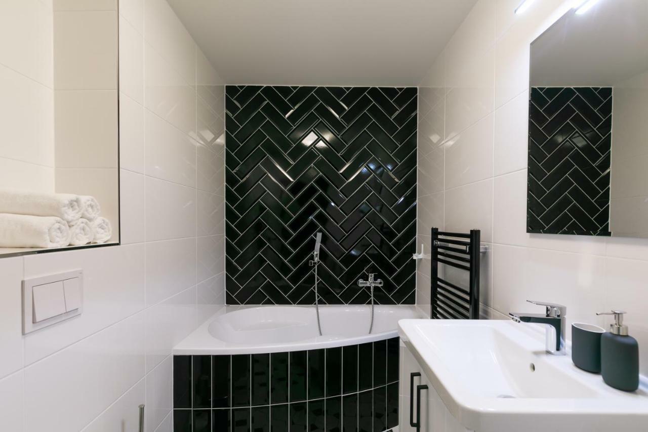 Avantgarde Apartments เปิลเซน ภายนอก รูปภาพ